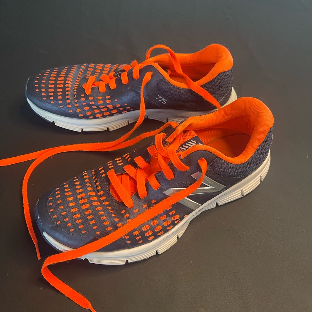 New Balance Cush 775 Orange Navy Sneakers